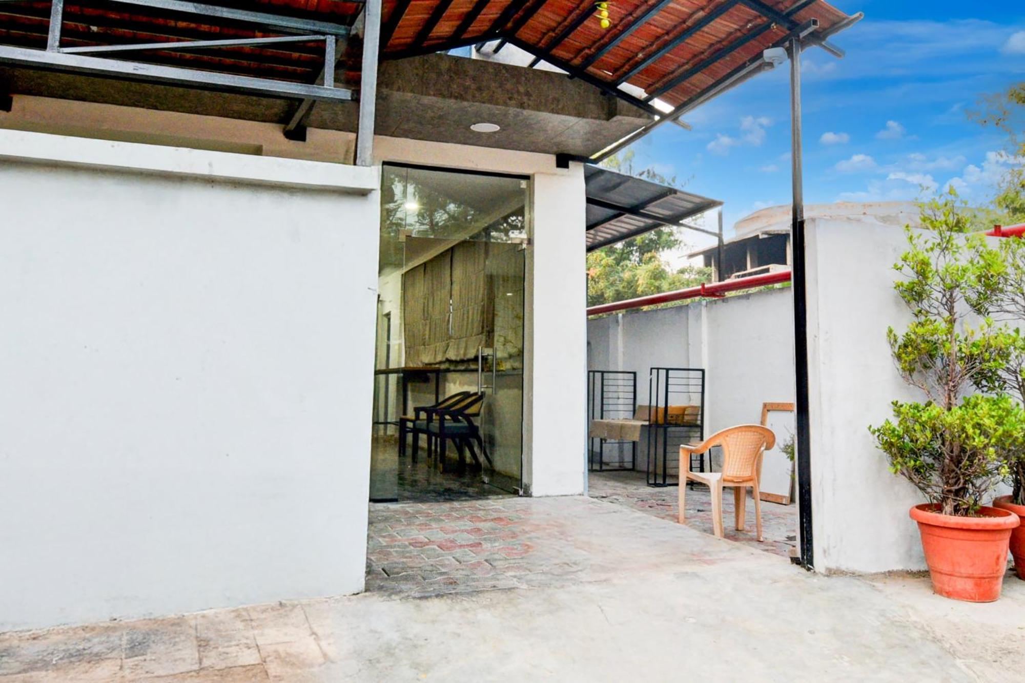 Super Townhouse Unnam Hotels Backside Of Tabala Rasa Pub, Financial District Hyderabad Exterior foto