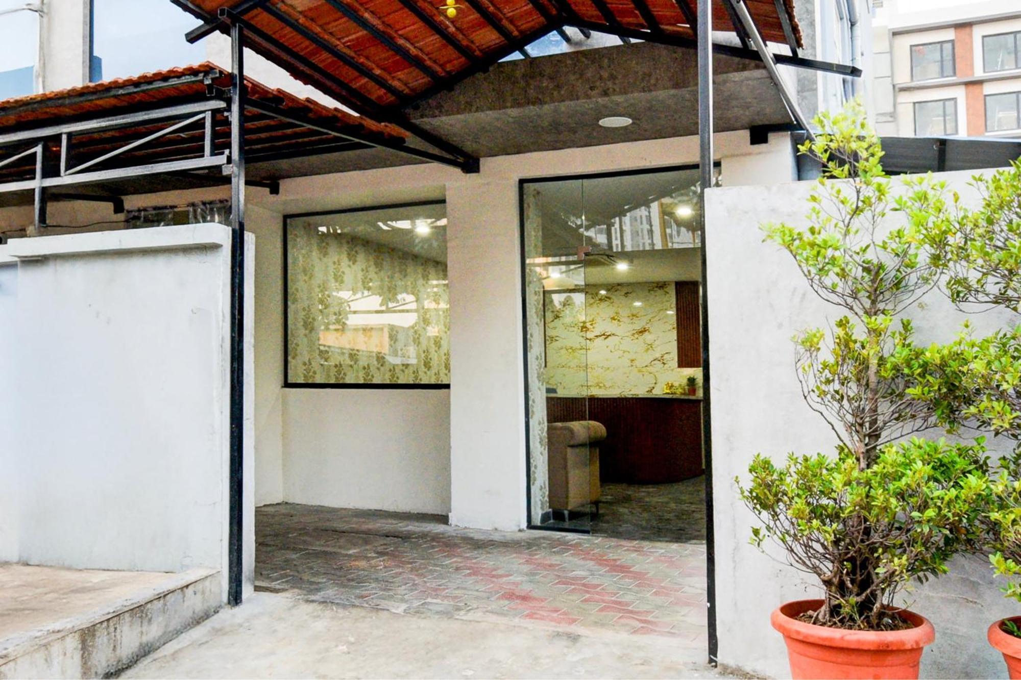 Super Townhouse Unnam Hotels Backside Of Tabala Rasa Pub, Financial District Hyderabad Exterior foto